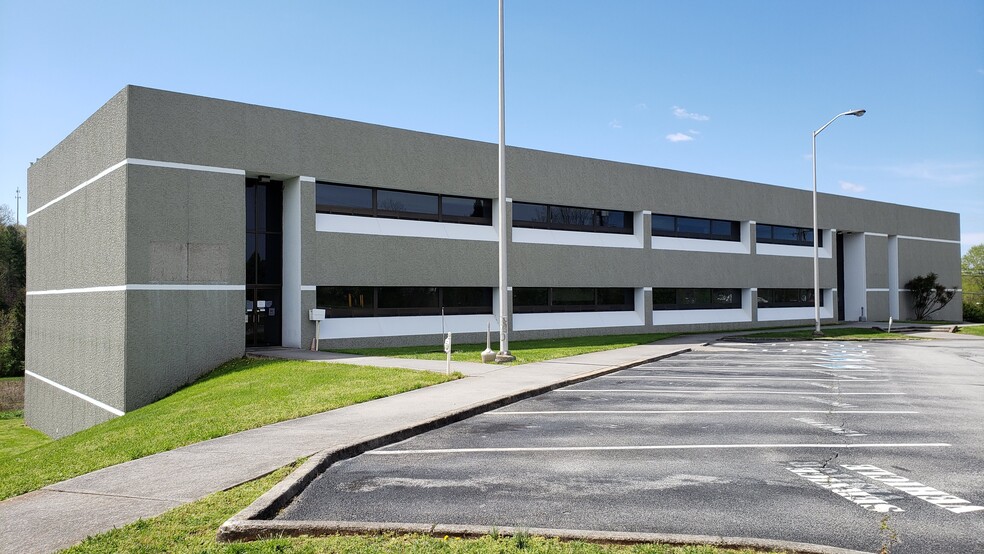 150 Americus Way, Oak Ridge, TN for sale - Building Photo - Image 3 of 22