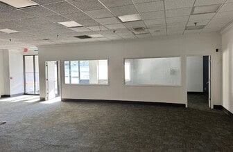 431 County Road 513, Califon, NJ for lease Interior Photo- Image 1 of 3