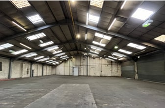 Station Road, Rowley Regis for lease Interior Photo- Image 2 of 4