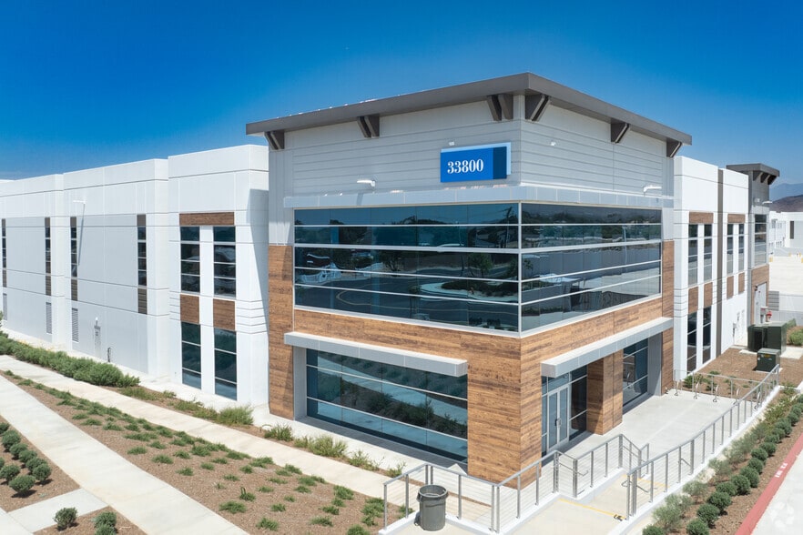 33800 County Line Ln, Yucaipa, CA for sale - Building Photo - Image 1 of 6