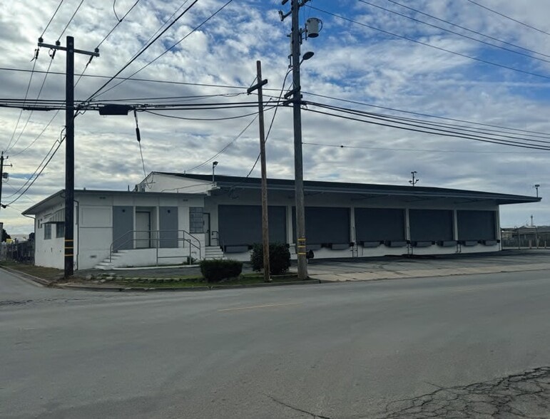 1084 Terven Ave, Salinas, CA for lease - Building Photo - Image 2 of 4
