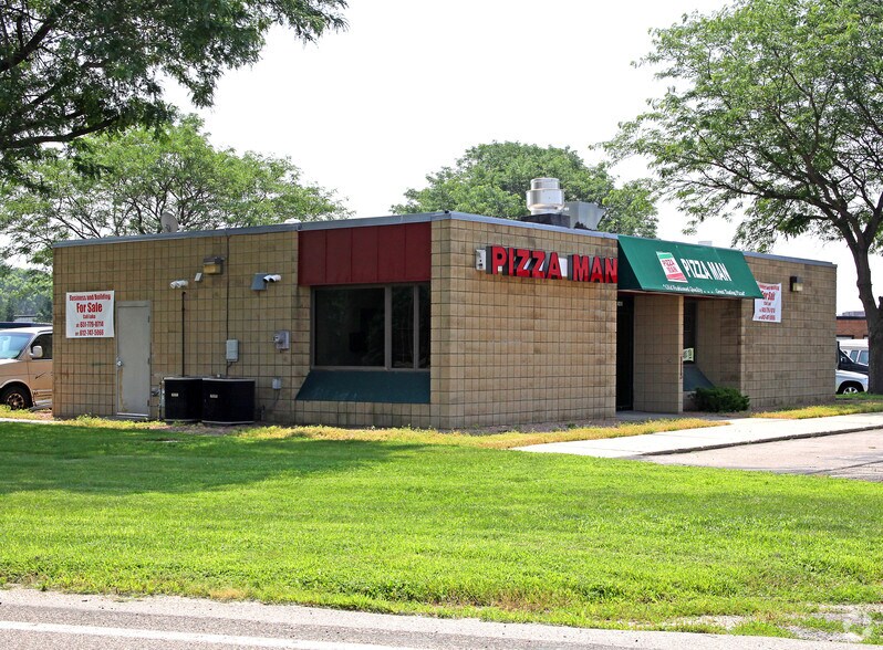 1408 N Star Dr, Zumbrota, MN for sale - Primary Photo - Image 1 of 1