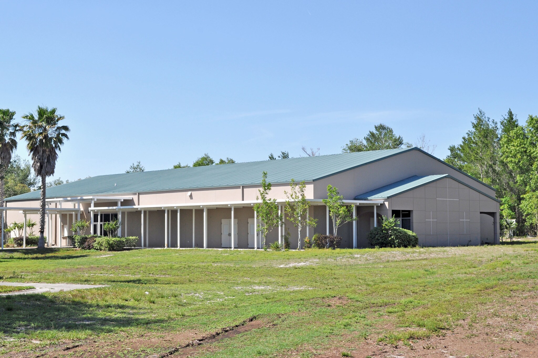 935 Howland Blvd, Deltona, FL for sale Primary Photo- Image 1 of 1