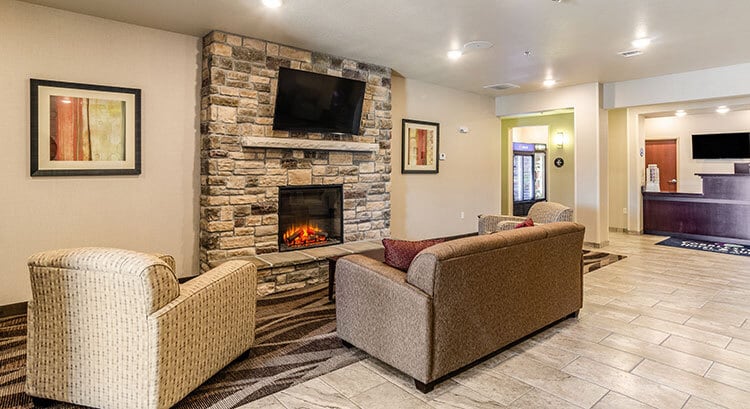 960 M St, Gering, NE for sale - Interior Photo - Image 3 of 17