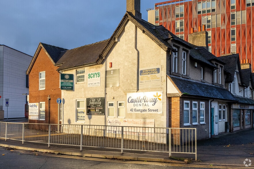 42 Eastgate St, Stafford for lease - Building Photo - Image 2 of 2
