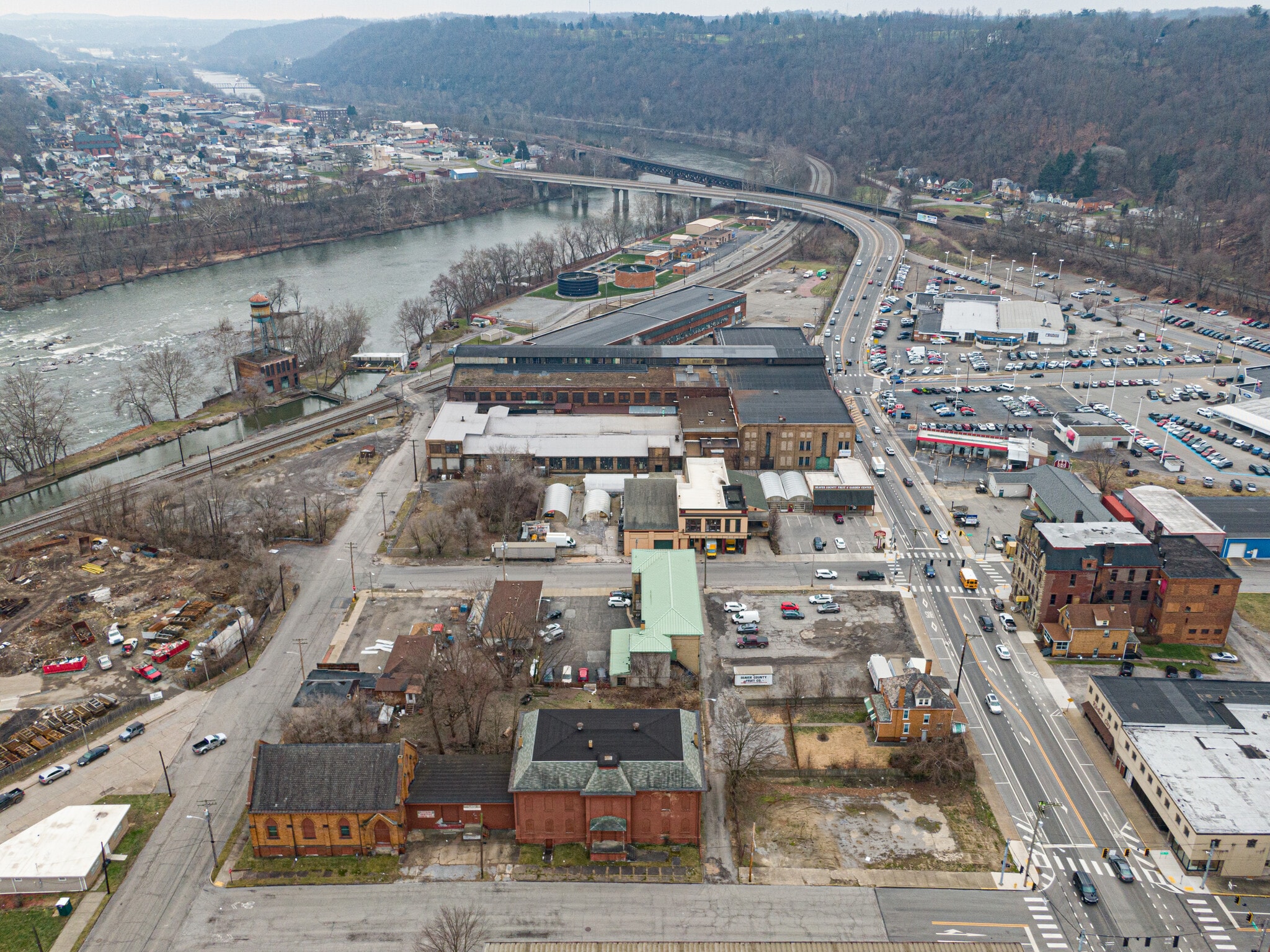 414 7th Ave, Beaver Falls, PA 15010 Retail for Sale