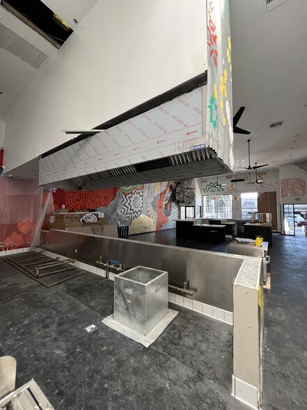 13002-13006 Philadelphia St, Whittier, CA for lease - Building Photo - Image 2 of 13