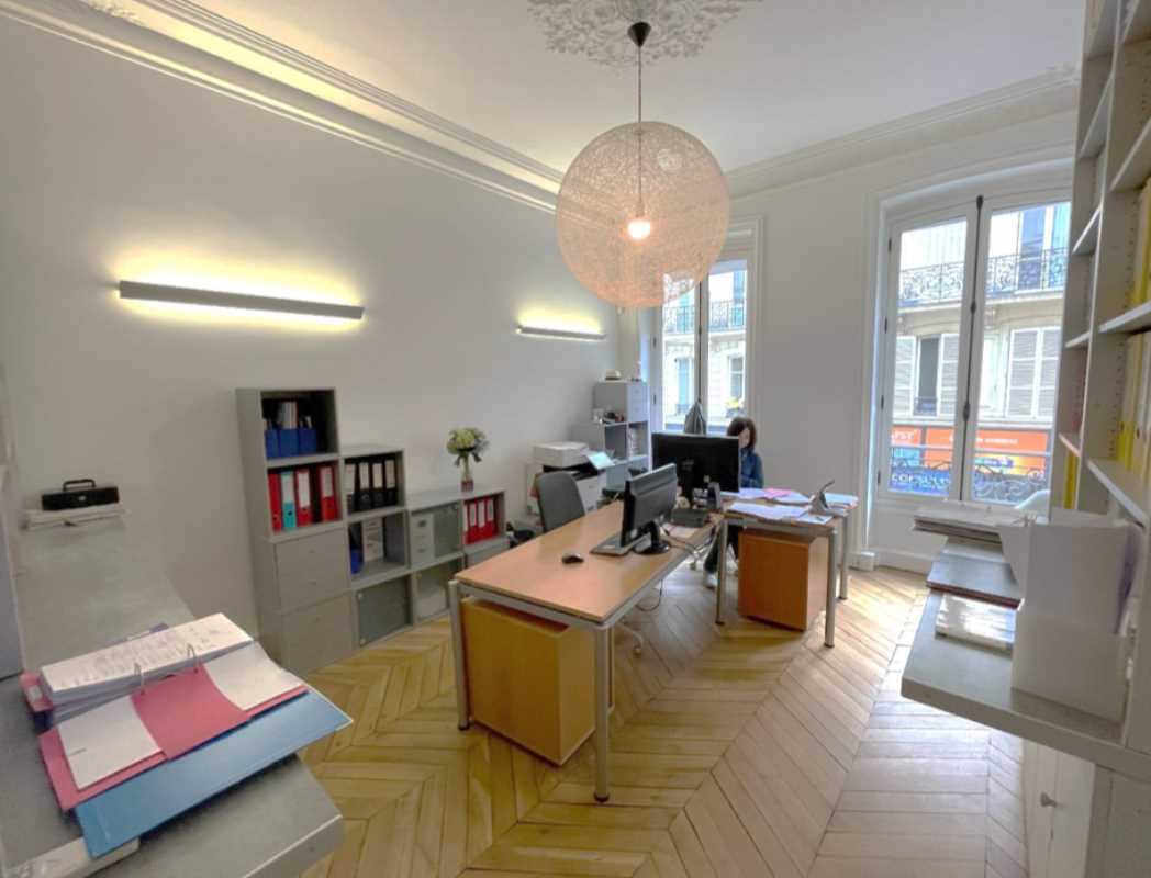 49 Rue Galilée, Paris for lease Interior Photo- Image 1 of 13
