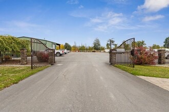 201 United Dr, Kalispell, MT for lease Interior Photo- Image 1 of 10