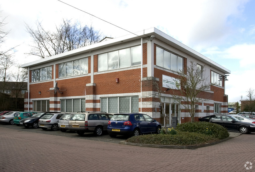 Lancaster Rd, High Wycombe for lease - Primary Photo - Image 1 of 3