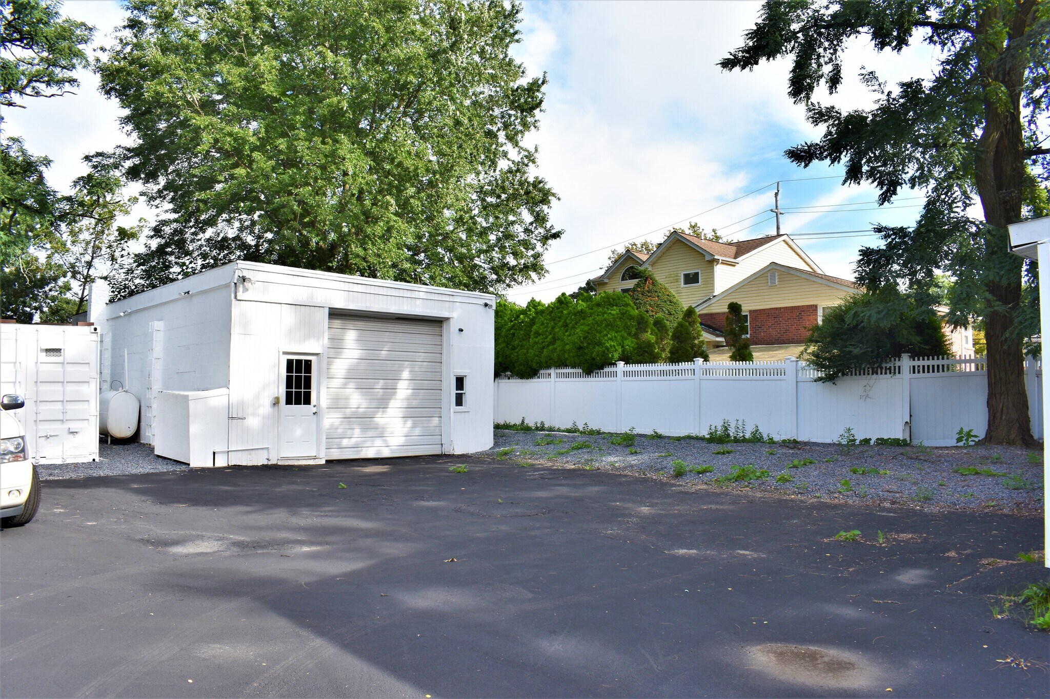 1241 Coes Neck Rd, North Baldwin, NY for sale Primary Photo- Image 1 of 1