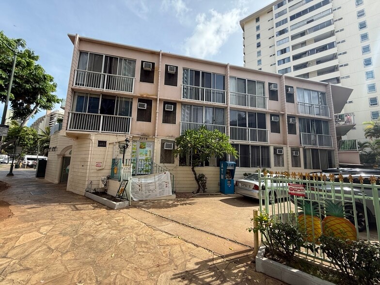 2406 Kuhio Ave, Honolulu, HI for sale - Building Photo - Image 3 of 34