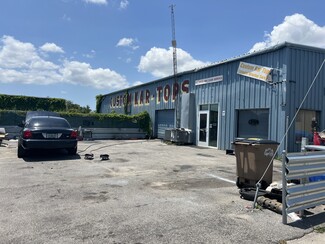 More details for 1968 Custom Dr, Fort Myers, FL - Industrial for Lease