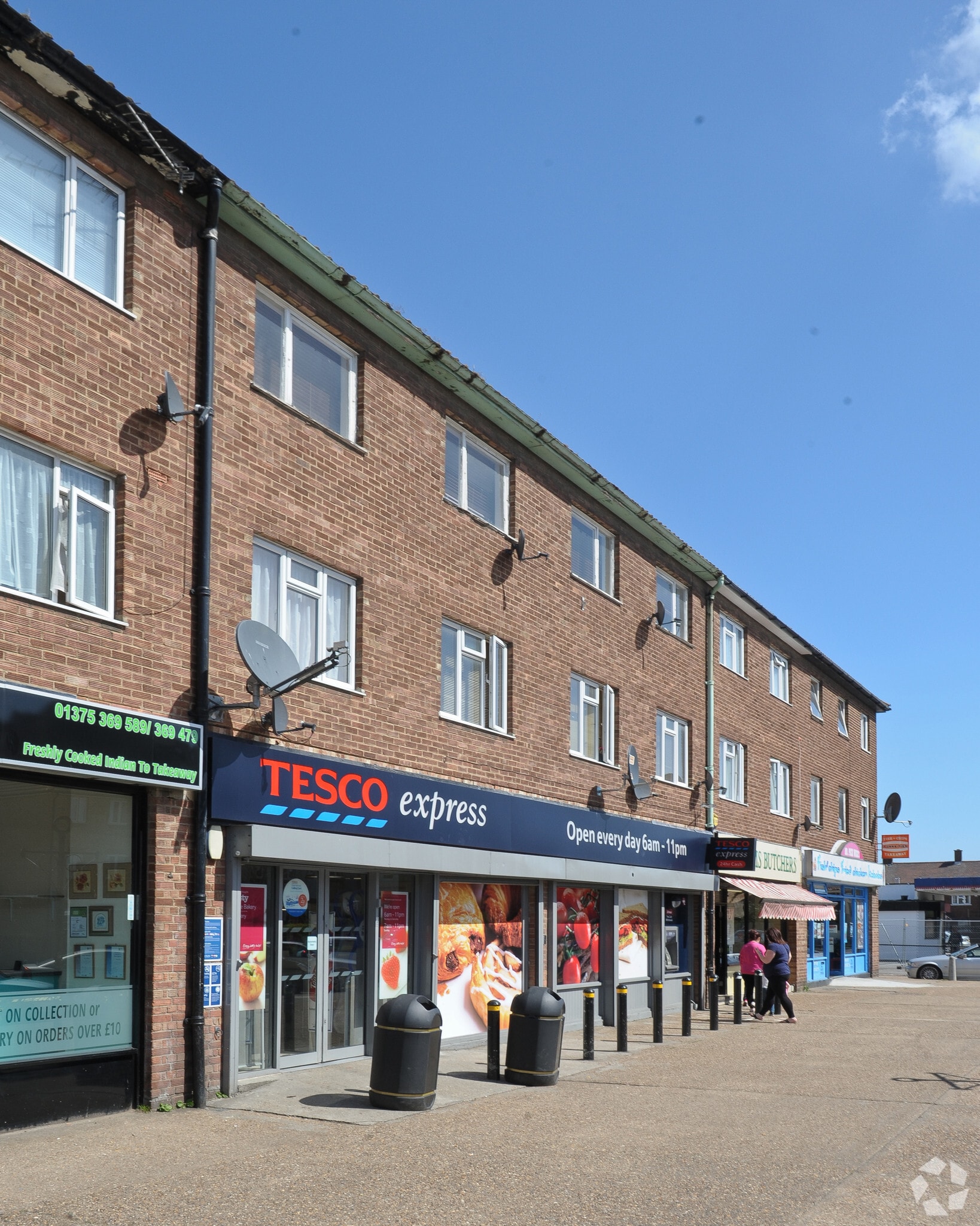 4-8 Crammavill St, Grays for sale Primary Photo- Image 1 of 1