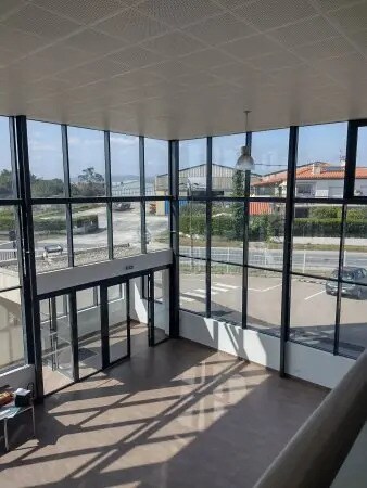 Industrial in Perpignan for sale - Lobby - Image 3 of 4