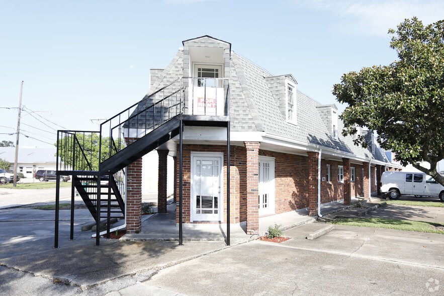 3212 S I10 Service Rd, Metairie, LA 70001