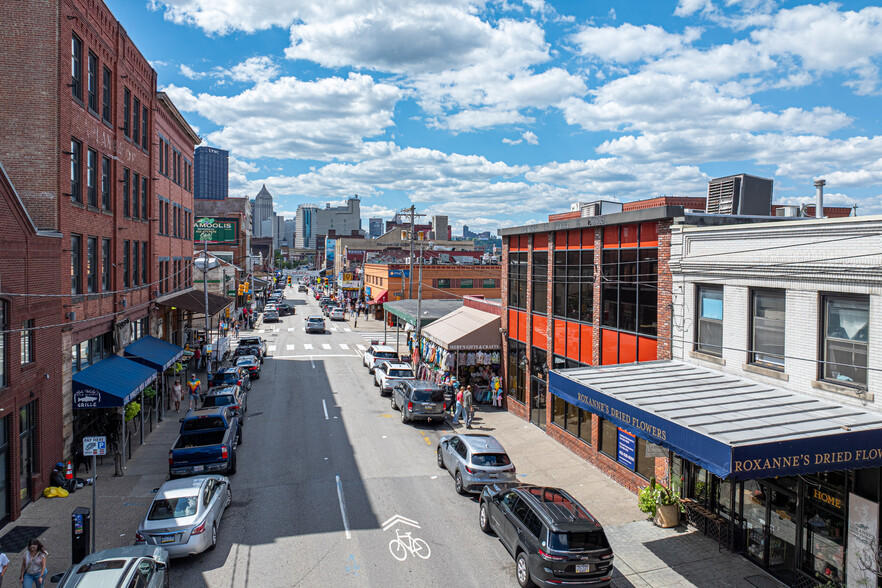 2111 Penn Ave, Pittsburgh, PA for lease - Building Photo - Image 3 of 14
