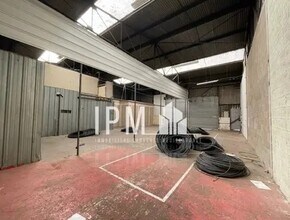 Flex in Vitrolles for lease Interior Photo- Image 2 of 5