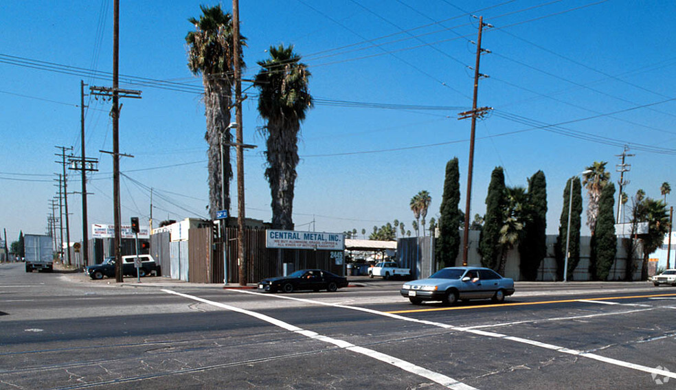 2445 S Alameda St, Vernon, CA for sale - Building Photo - Image 1 of 1