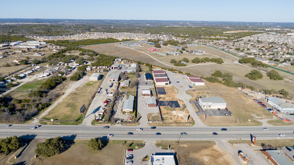 Iron B Crossing Business Center portfolio of 3 properties for sale on LoopNet.com - Building Photo - Image 3 of 30