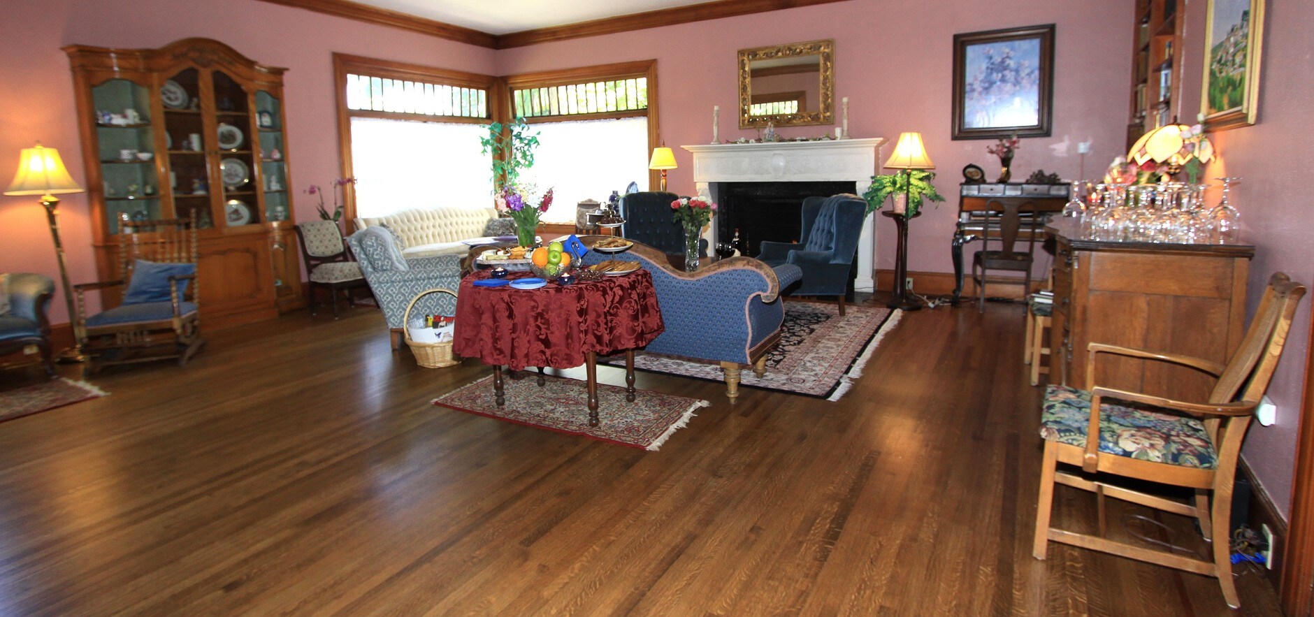 1137 Warren St, Napa, CA 94559