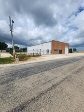 103 Quarry Rd, Rochelle, IL for lease Building Photo- Image 1 of 21