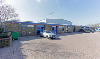 More details for 900-905 Yeovil Rd, Slough - Industrial for Lease