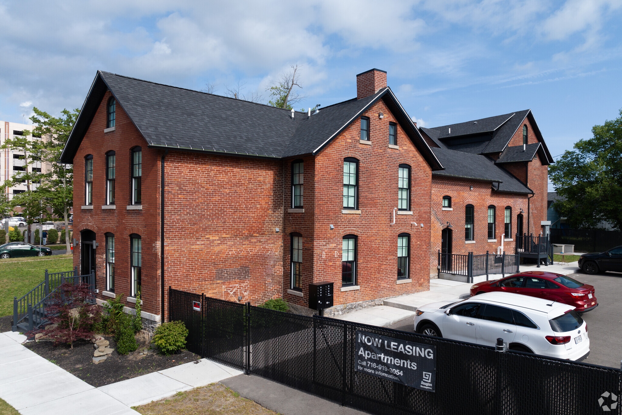 204 High St, Buffalo, NY for sale Building Photo- Image 1 of 34
