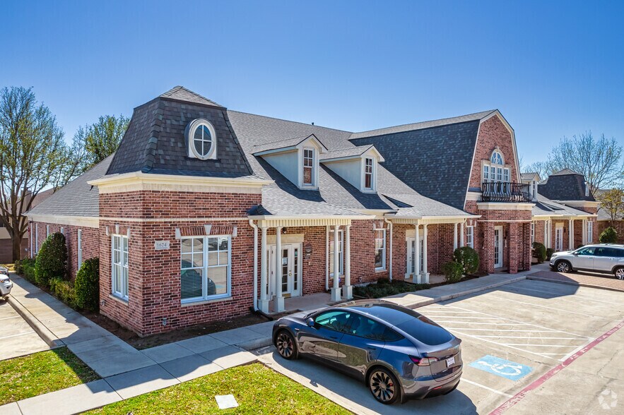 1674 Keller Pky, Keller, TX for sale - Primary Photo - Image 1 of 6