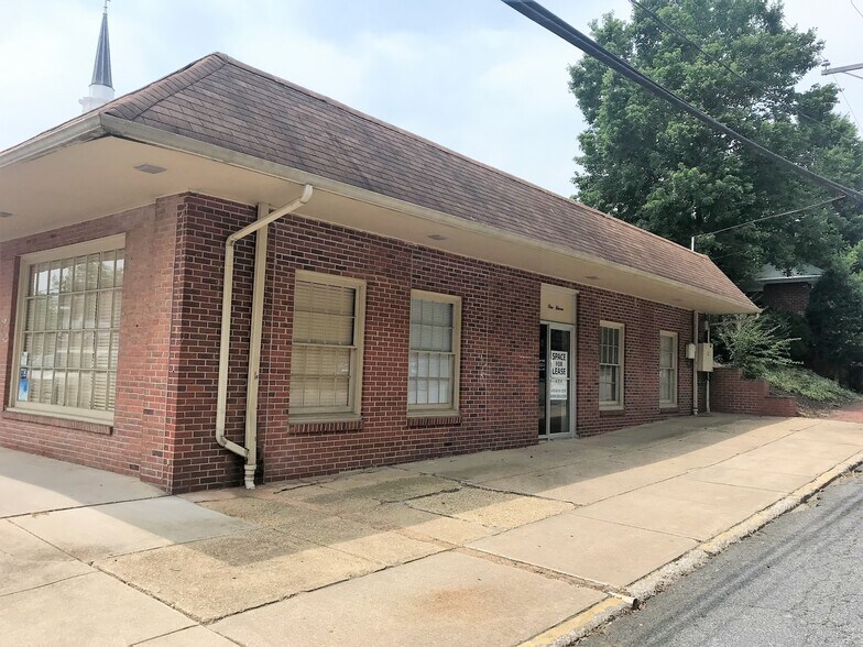 111 Calvert St, Chestertown, MD for sale - Building Photo - Image 1 of 1