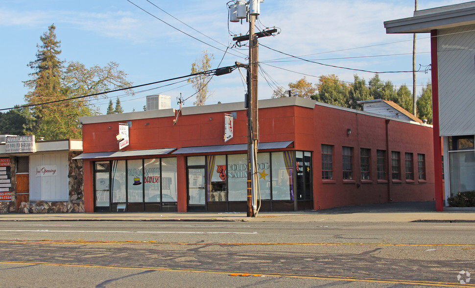 21120-21124 Mission Blvd, Hayward, CA for lease - Building Photo - Image 1 of 6