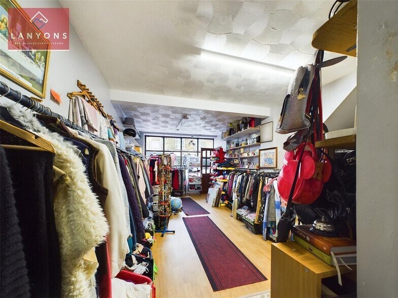 11 Strand, Ferndale for sale - Building Photo - Image 3 of 17