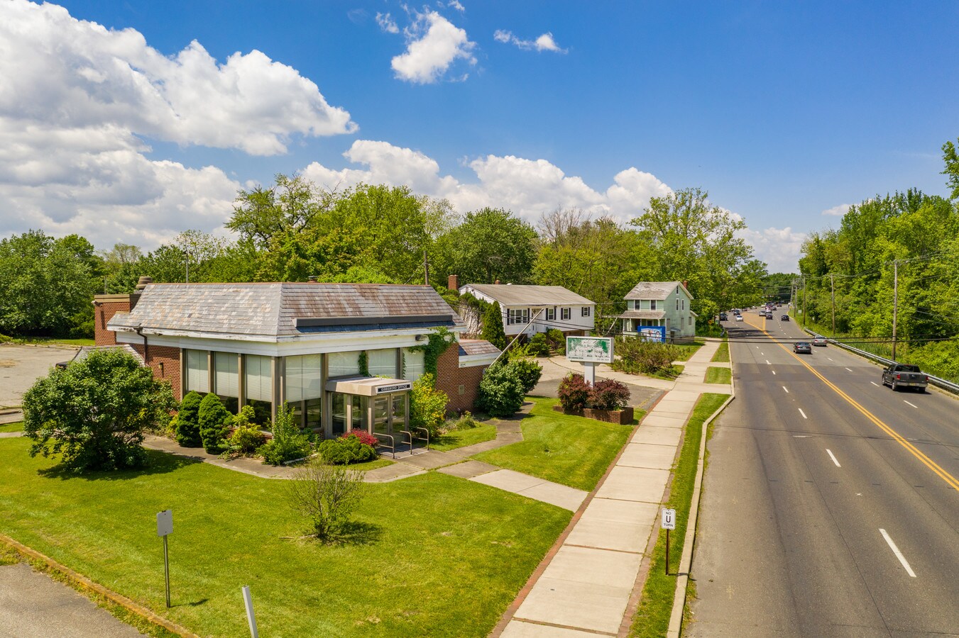 101 N Lakeview Dr, Gibbsboro, NJ 08026