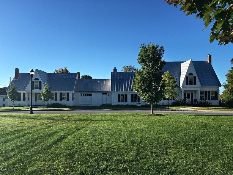 57 Park St, Danville, VT for sale - Primary Photo - Image 1 of 1