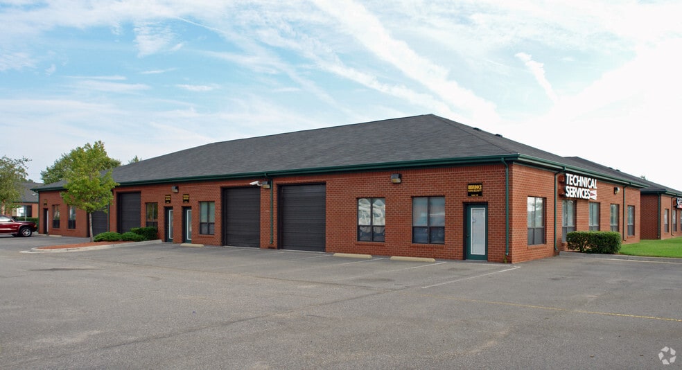 1509 Technology Dr, Chesapeake, VA for lease - Primary Photo - Image 2 of 3