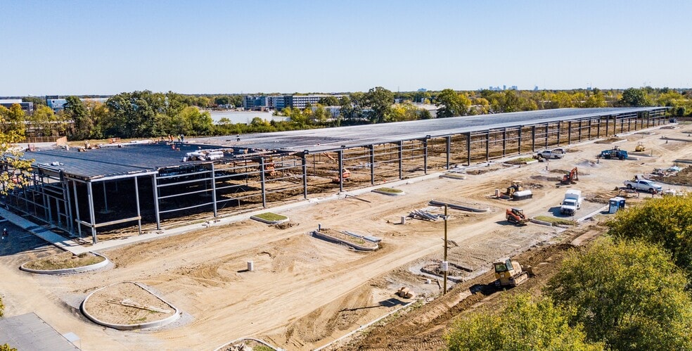 4500 Britton Pky, Hilliard, OH for lease - Building Photo - Image 3 of 6