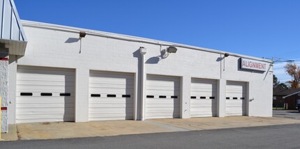 4019-4035 W Mercury Blvd, Hampton, VA for lease Building Photo- Image 1 of 3