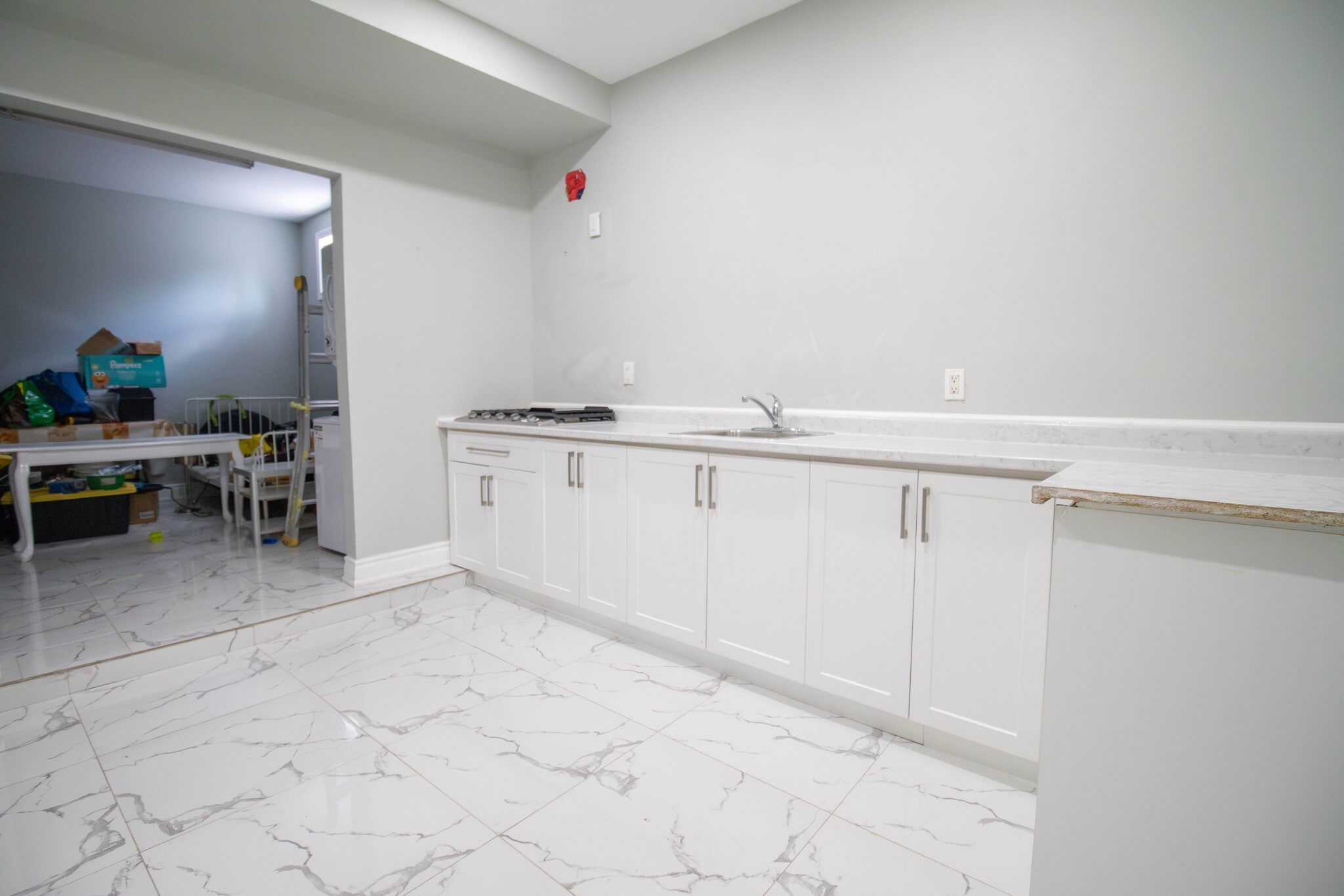 5126 Victoria Ave, Niagara Falls, ON for lease Interior Photo- Image 1 of 13