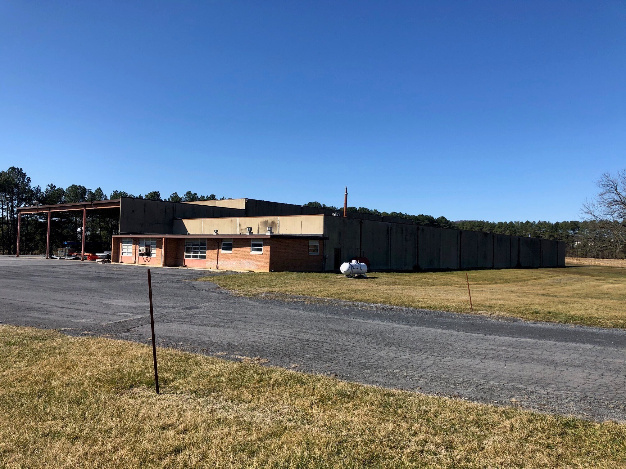 1133 Wissler Rd, Mount Jackson, VA for sale Primary Photo- Image 1 of 1