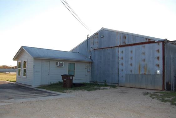 108 Reynolds St, Lockhart, TX for sale - Building Photo - Image 1 of 1