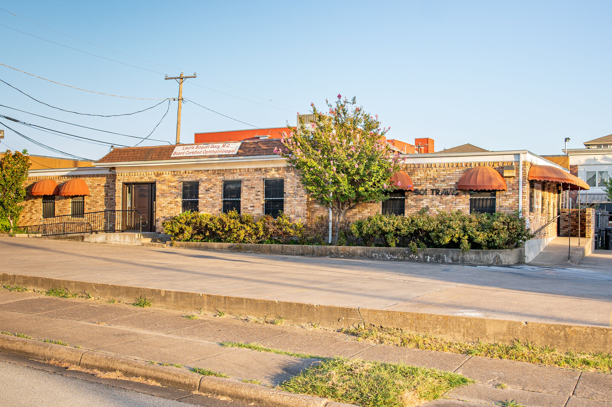 901 Travis Ave, Fort Worth, TX for sale Building Photo- Image 1 of 1