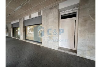 Retail in Barcelona, Barcelona for lease Interior Photo- Image 2 of 10