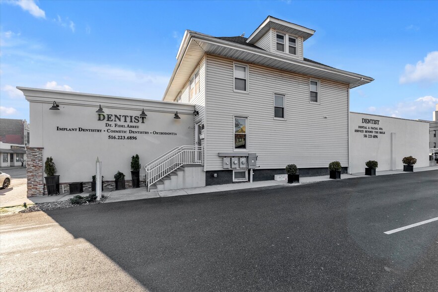 80 Guy Lombardo Ave, Freeport, NY for sale - Building Photo - Image 1 of 1