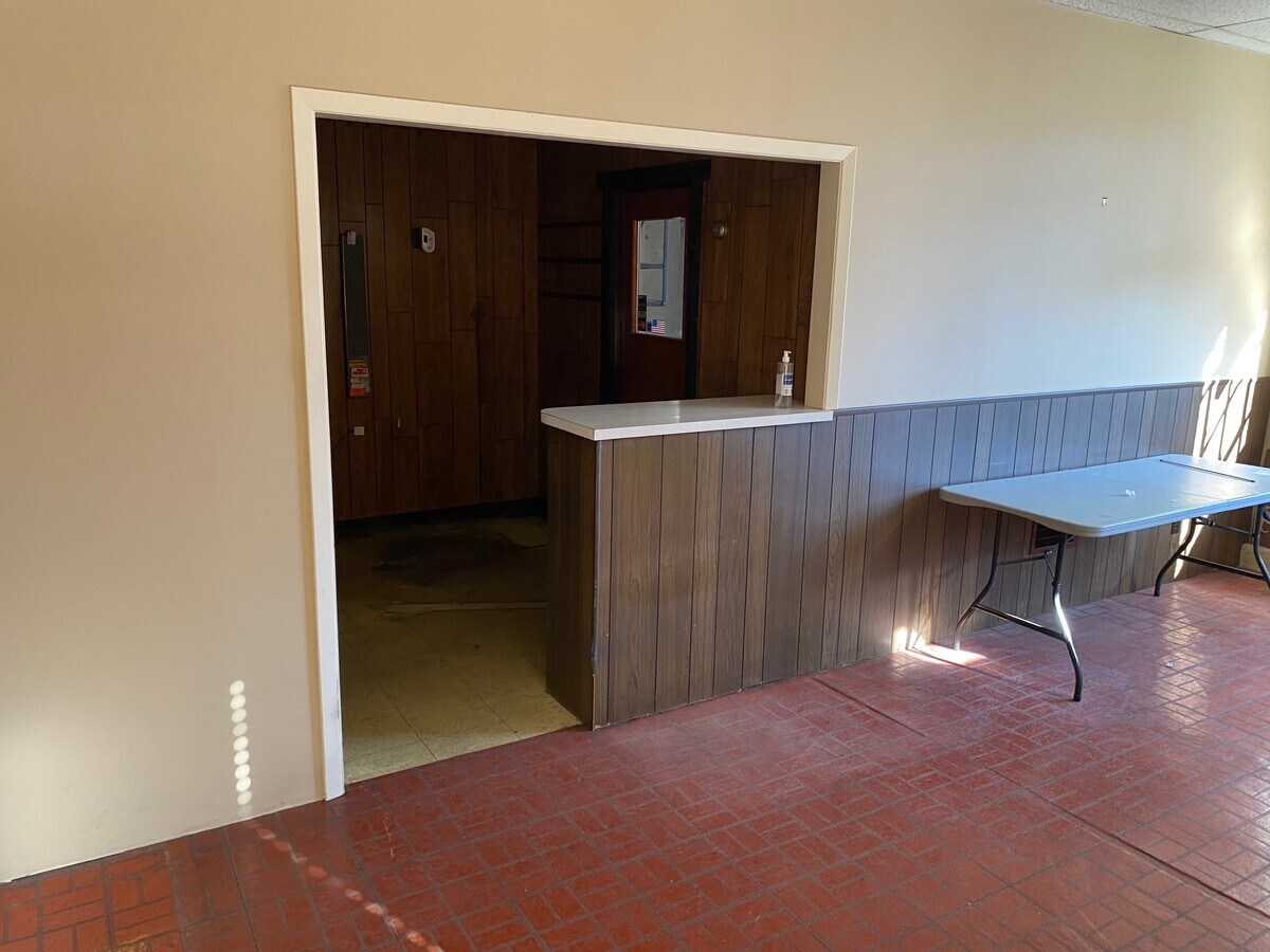 135 Roseland Ave, Caldwell, NJ 07006