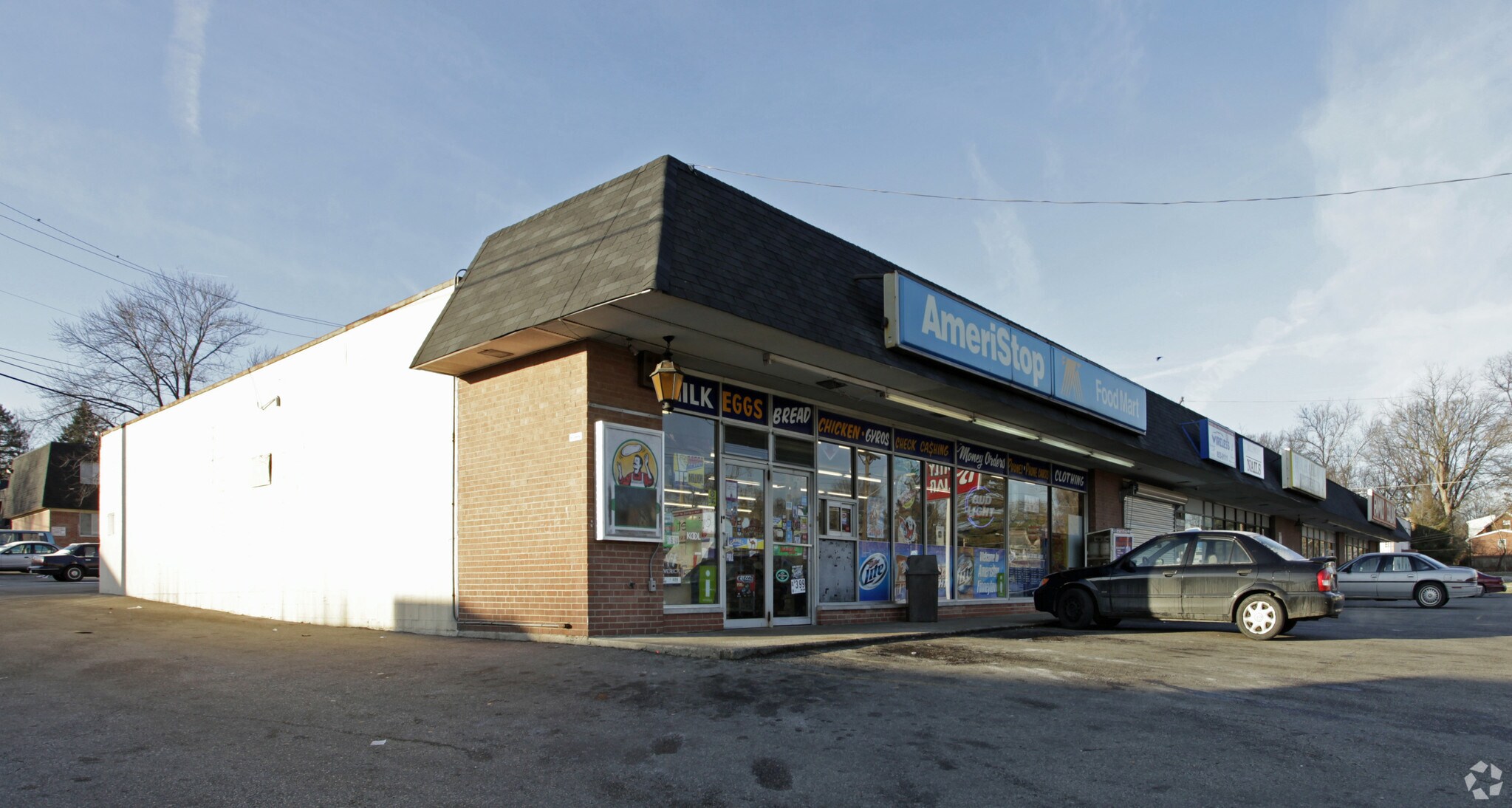 951 W North Bend Rd, Cincinnati, OH for lease Primary Photo- Image 1 of 6