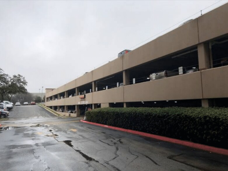 6061 W IH-10, San Antonio, TX for sale - Building Photo - Image 3 of 17