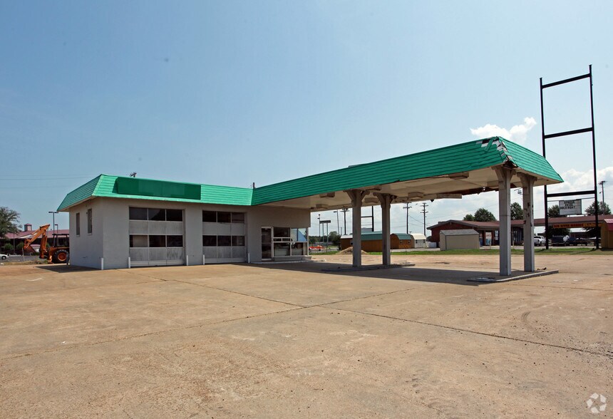 2004 E Service Rd, West Memphis, AR for sale - Primary Photo - Image 1 of 1