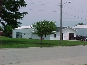 Britt IA Industrial Properties portfolio of 2 properties for sale on LoopNet.com Primary Photo- Image 1 of 2