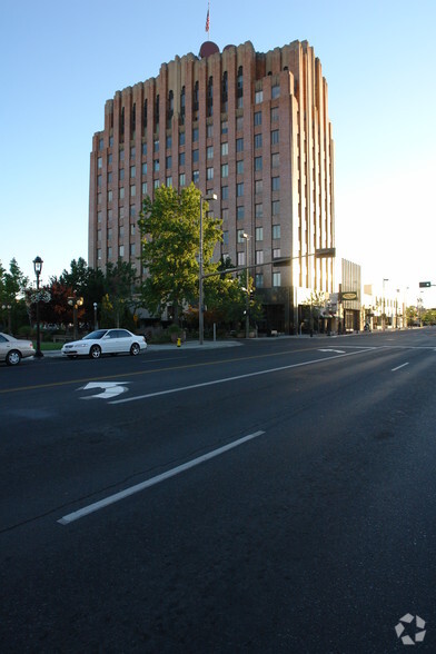 6 S 2nd St, Yakima, WA for lease - Building Photo - Image 2 of 7