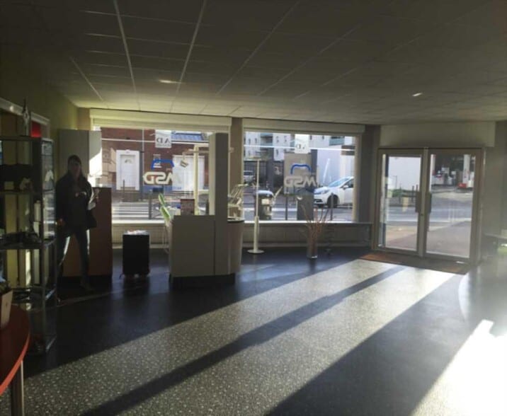 Office in Lille for lease - Interior Photo - Image 3 of 4